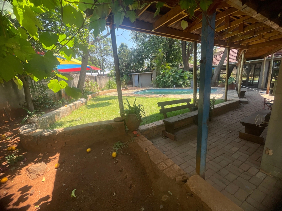 4 Bedroom Property for Sale in Bodorp North West